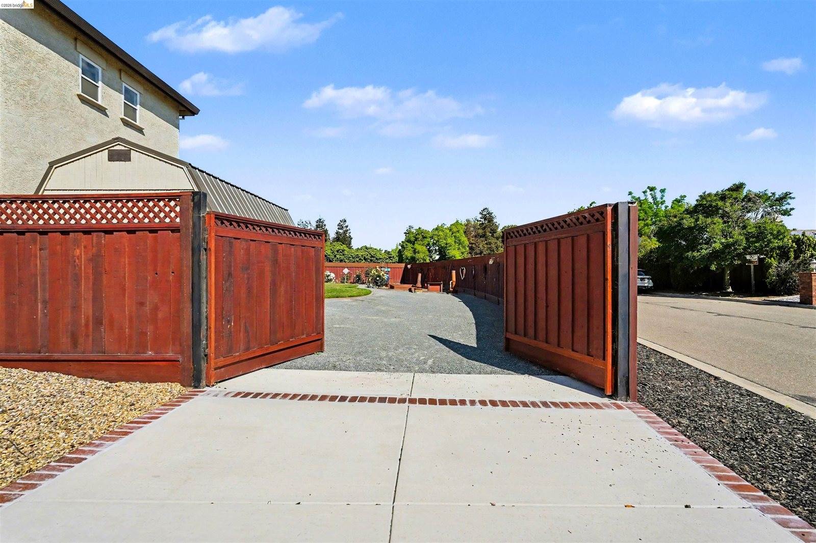 2752 Placer Dr, Oakley, CA 94561