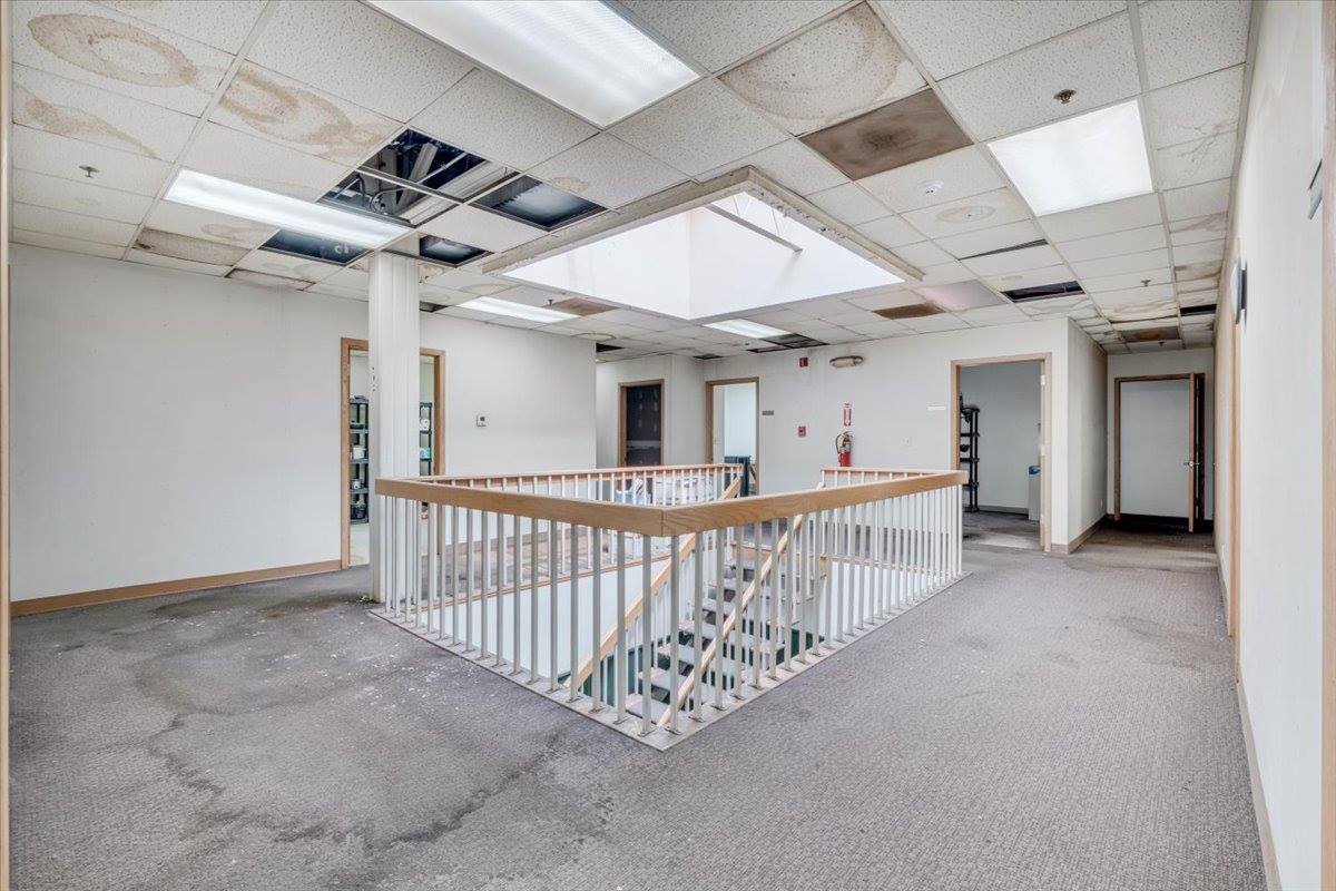 1609 West River Drive, Davenport, IA 52802