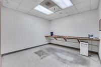 1609 West River Drive, Davenport, IA 52802