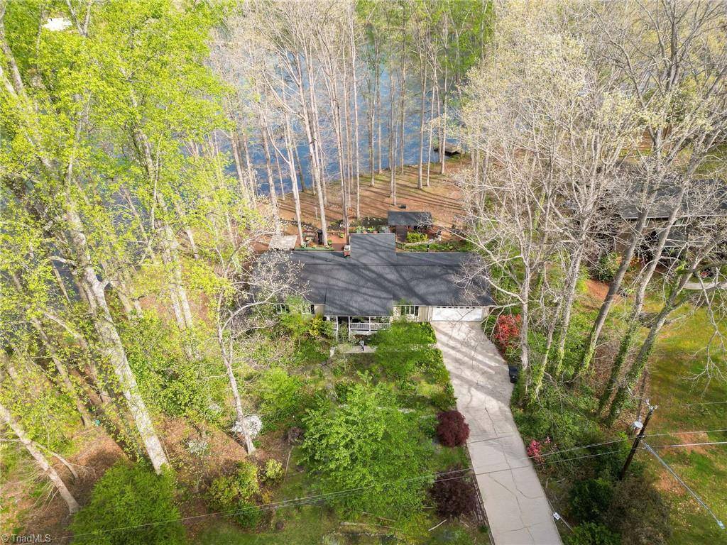 2141 Walker Road, Winston-Salem, NC 27106