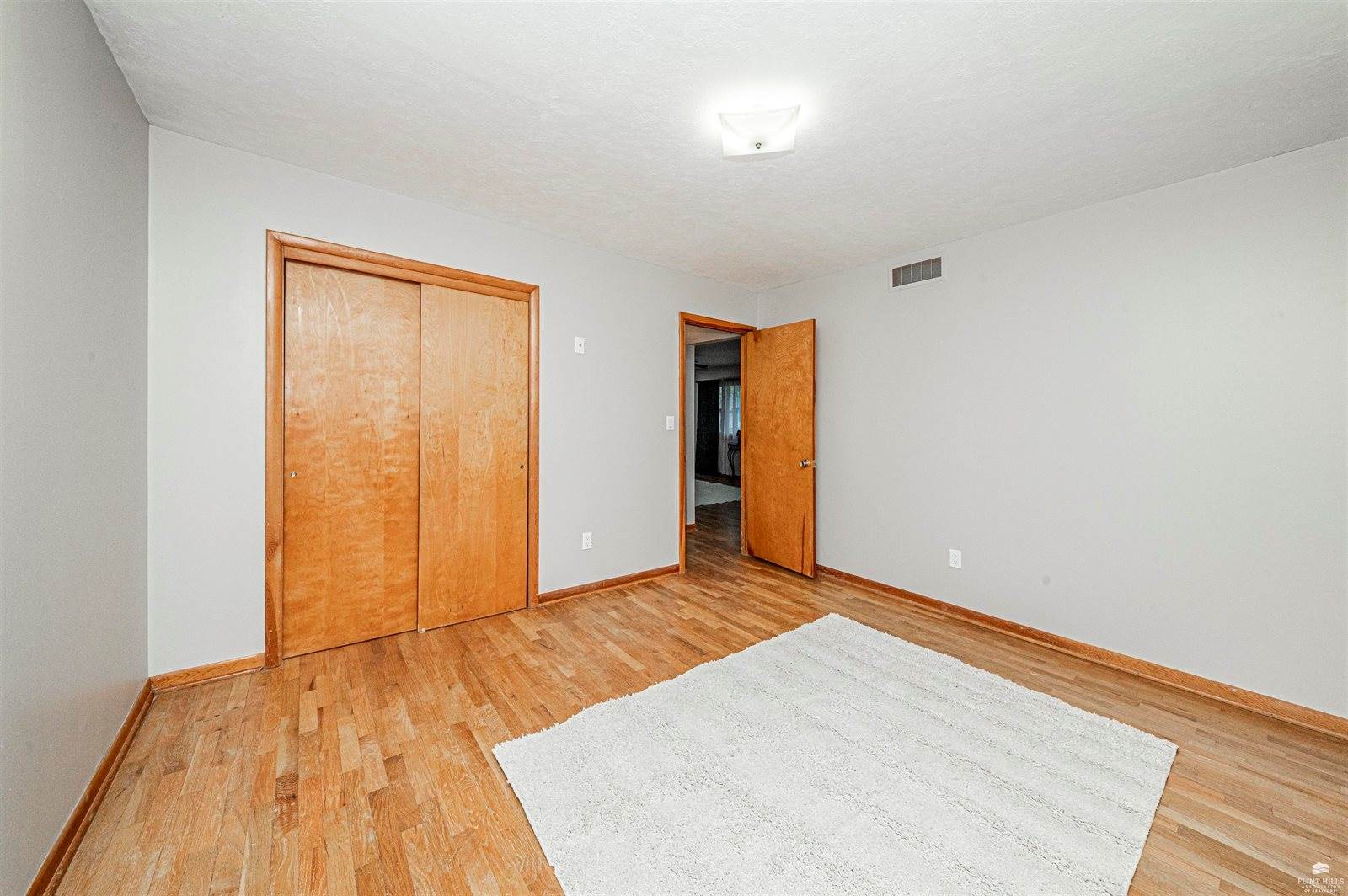 106 NW 16th Street, Abilene, KS 67410