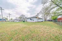 106 NW 16th Street, Abilene, KS 67410