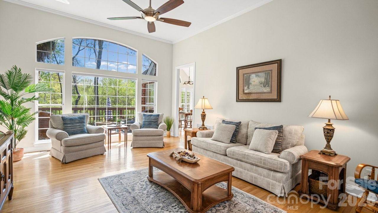 15746 Agincourt Drive, Huntersville, NC 28078