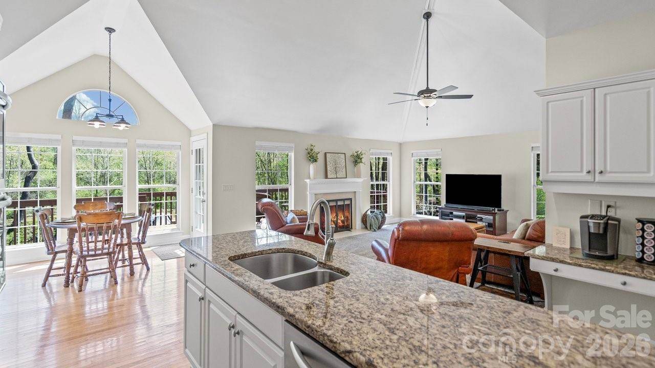 15746 Agincourt Drive, Huntersville, NC 28078