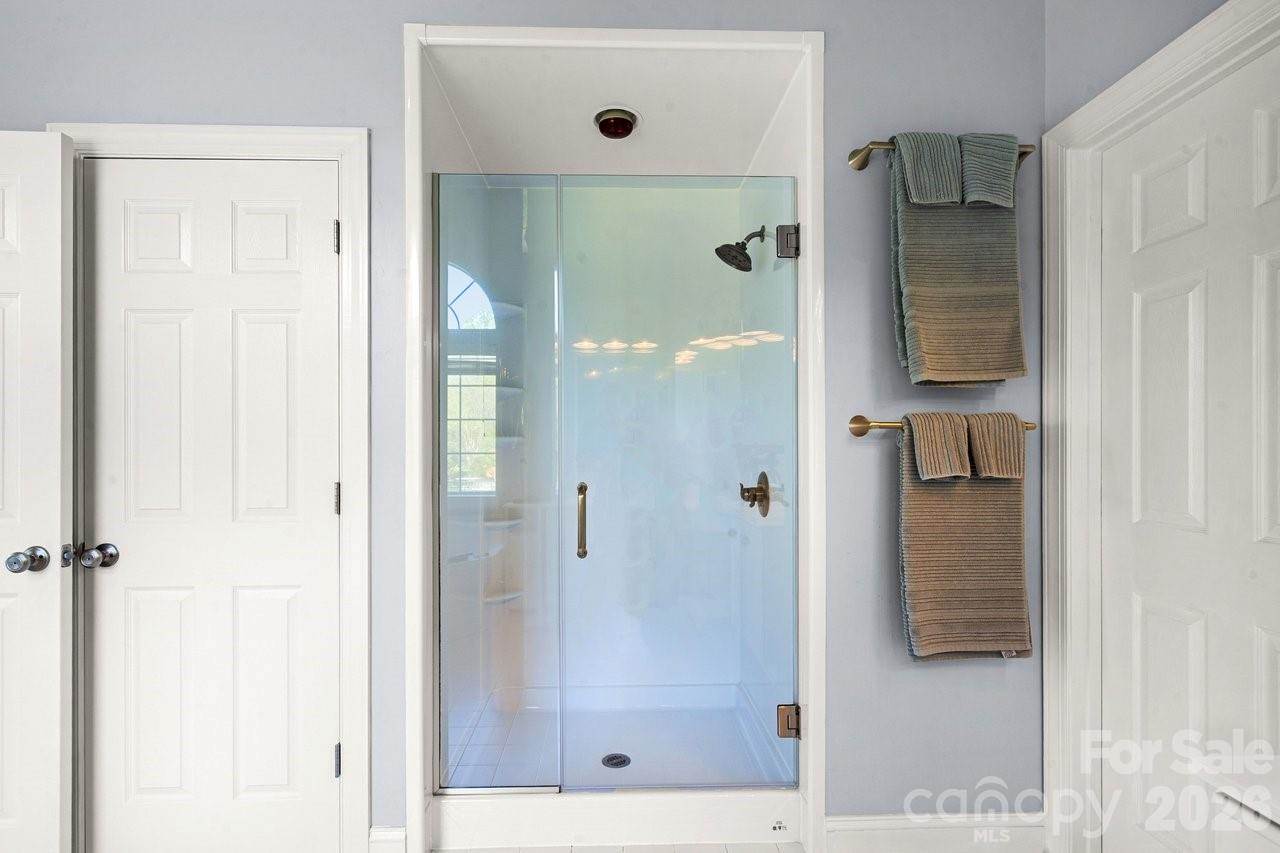 15746 Agincourt Drive, Huntersville, NC 28078