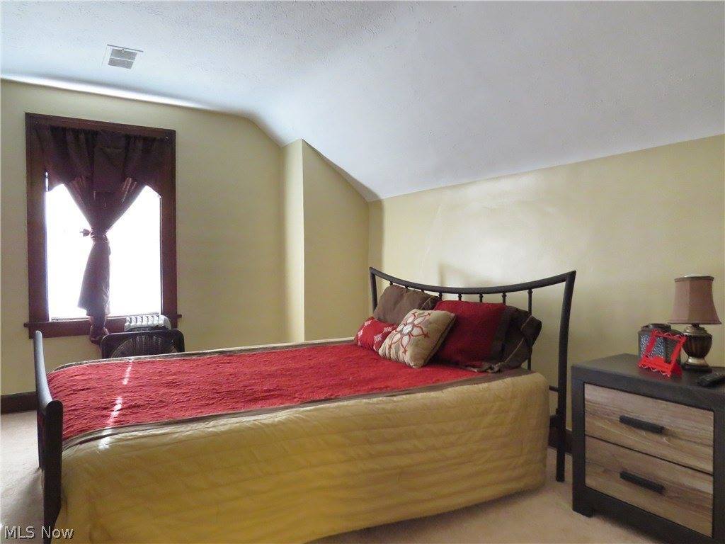 13513 Clifton Boulevard, #3, Lakewood, OH 44107