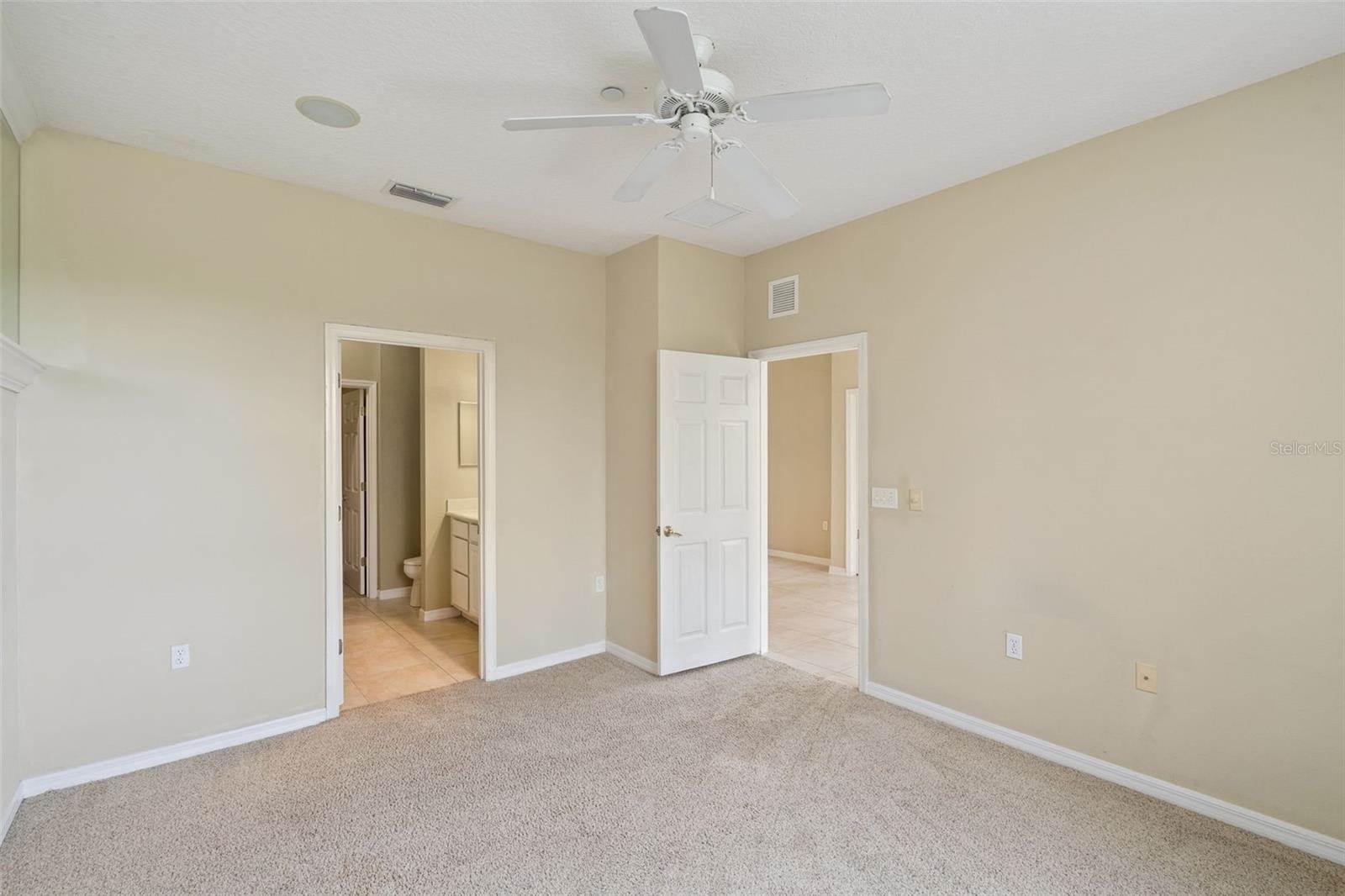 722 Chacall Loop, Mount Dora, FL 32757