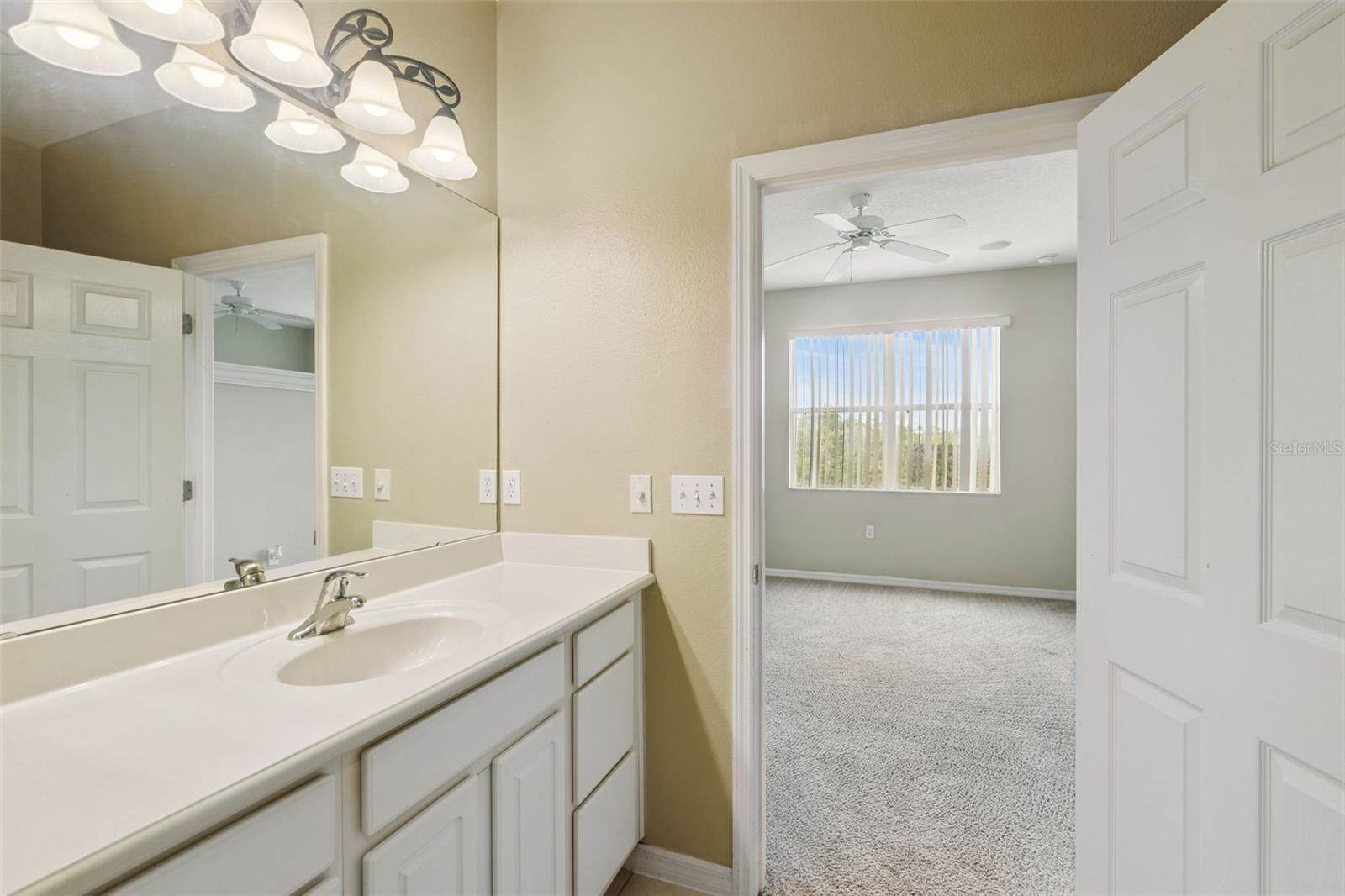 722 Chacall Loop, Mount Dora, FL 32757