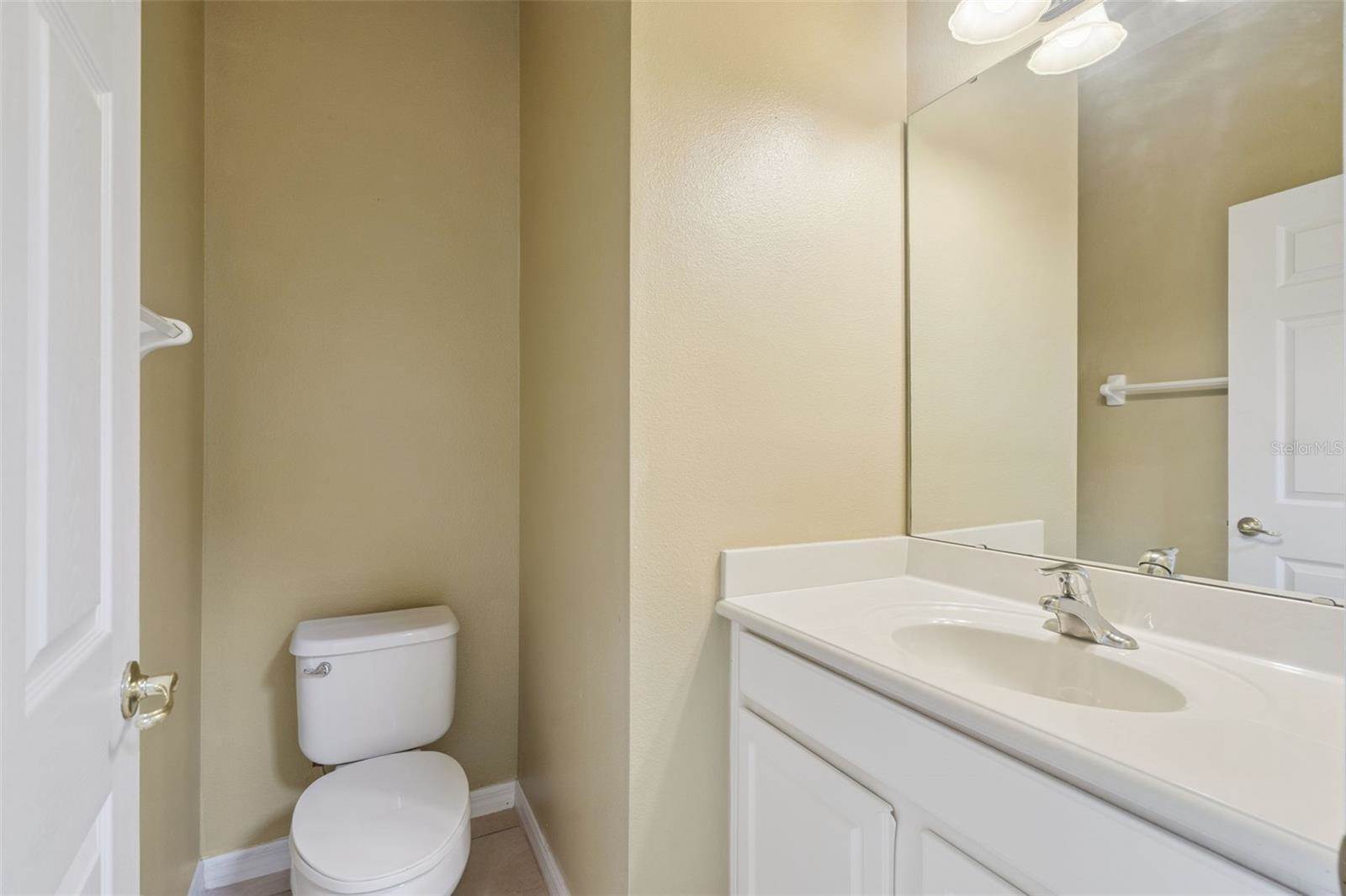 722 Chacall Loop, Mount Dora, FL 32757