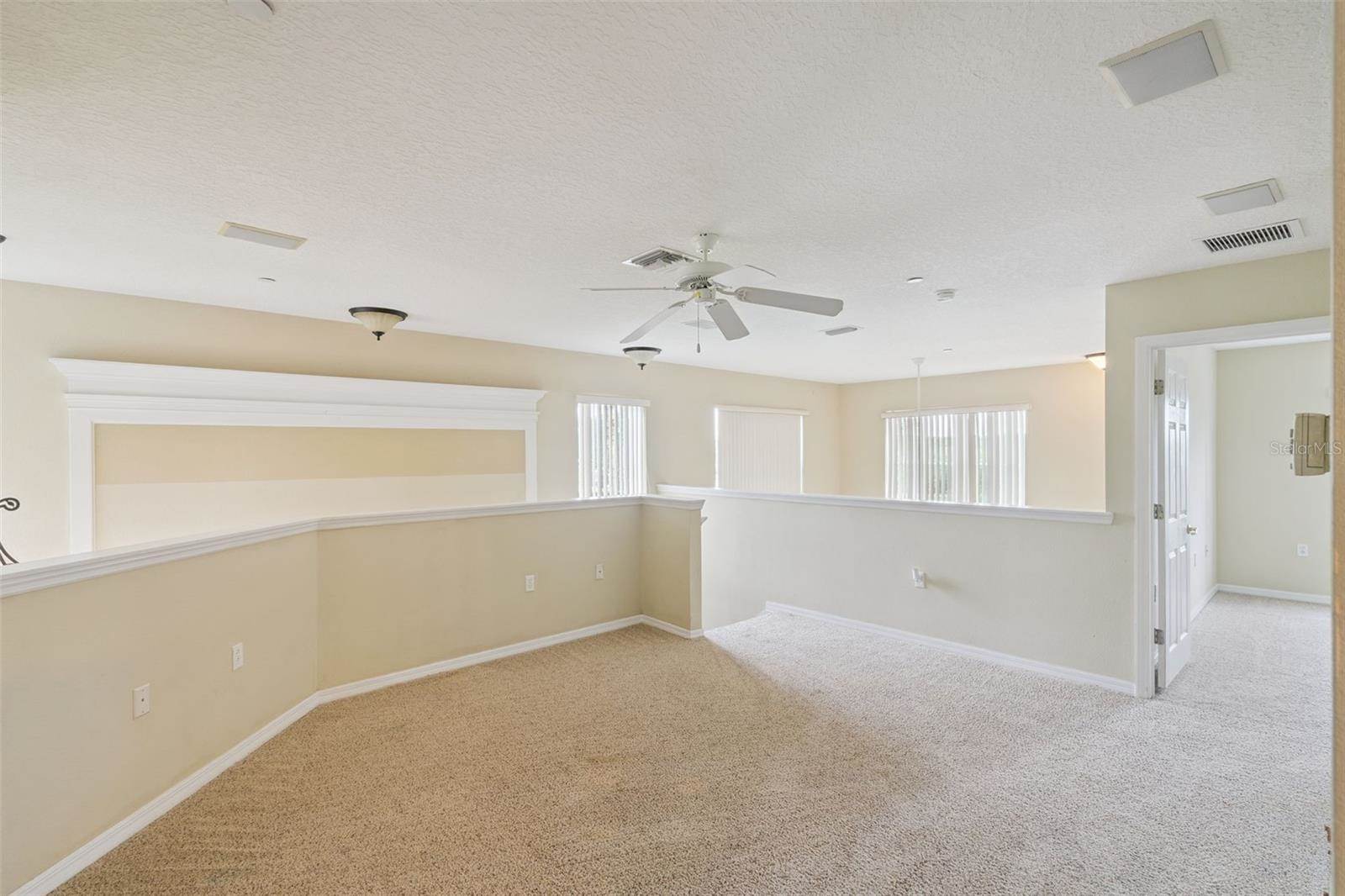 722 Chacall Loop, Mount Dora, FL 32757