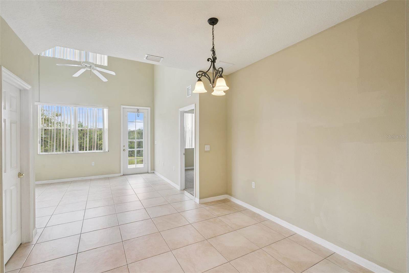722 Chacall Loop, Mount Dora, FL 32757