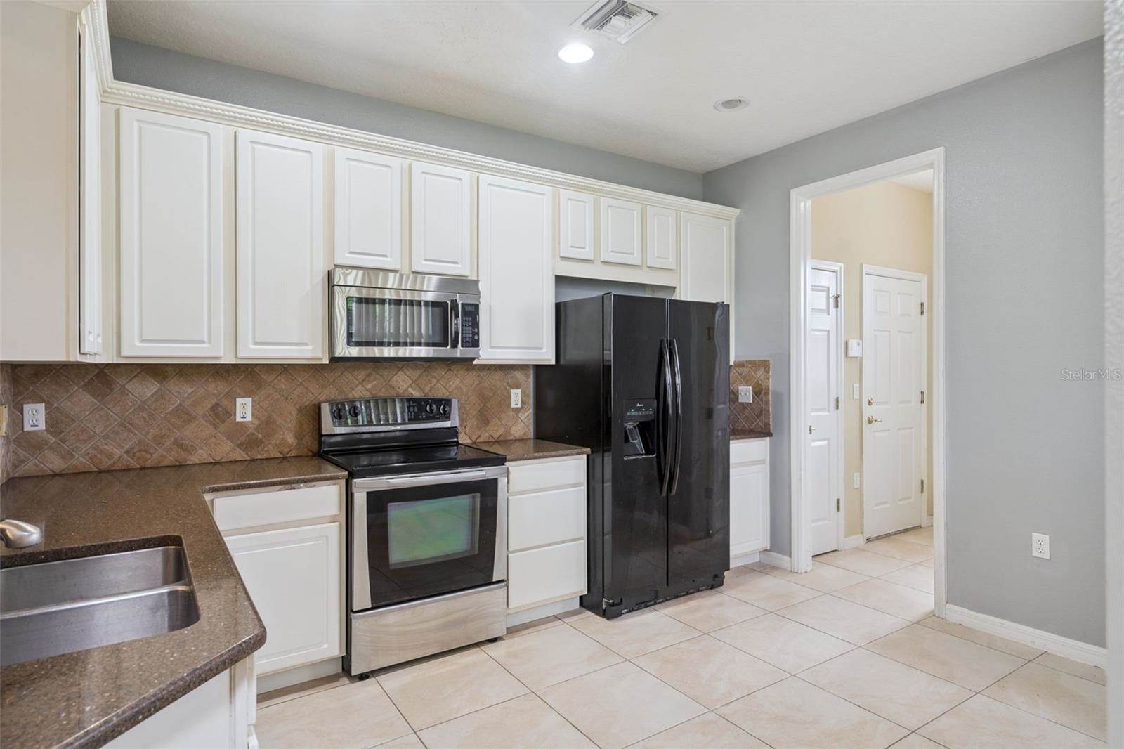 722 Chacall Loop, Mount Dora, FL 32757