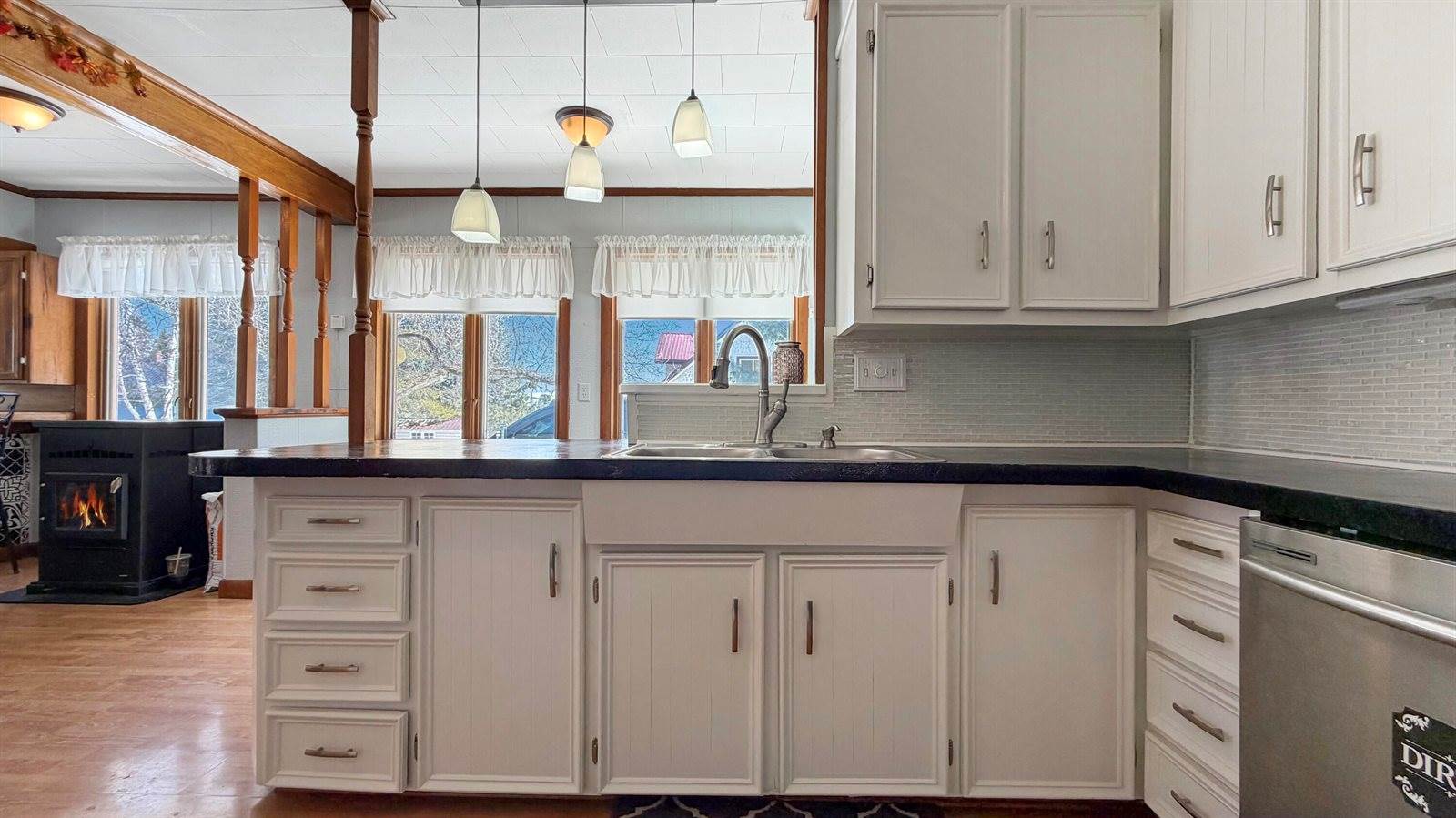 30 Washington Street, Caribou, ME 04736