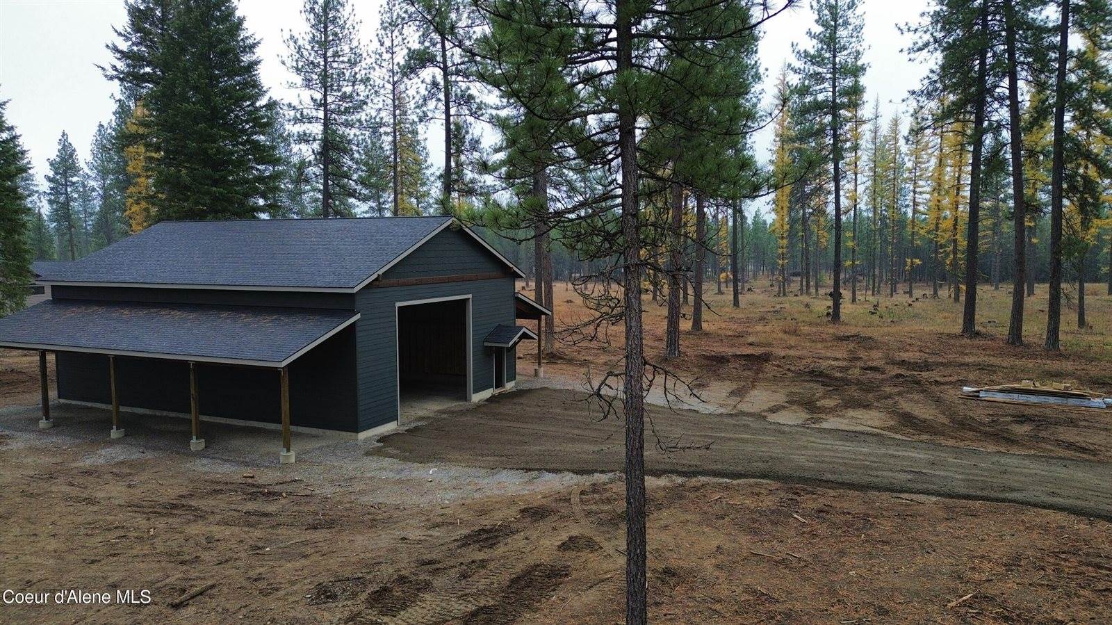 102 Wallace Lane, Blanchard, ID 83804