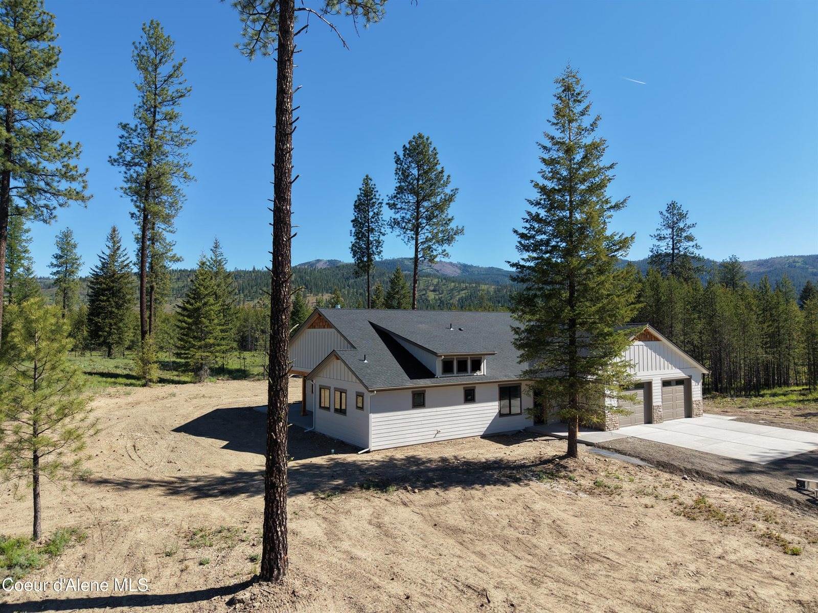93 Cannon Lane, Blanchard, ID 83804