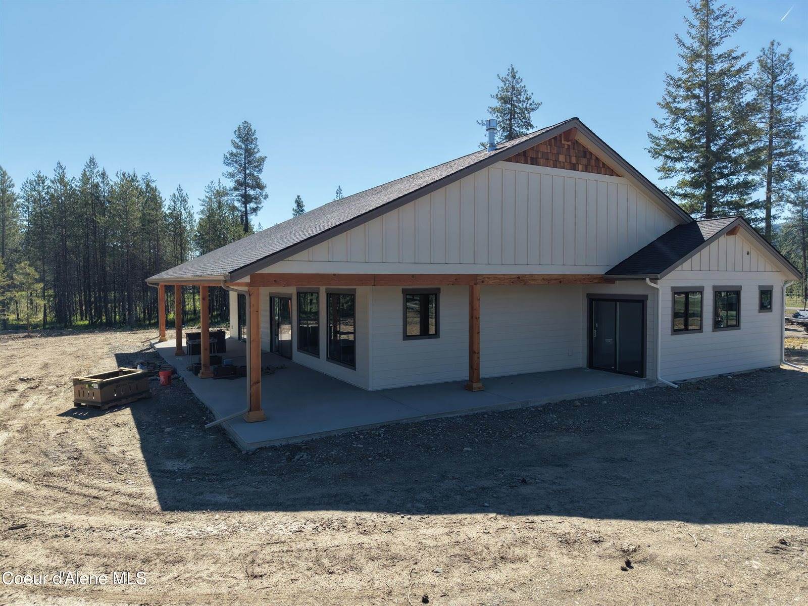 93 Cannon Lane, Blanchard, ID 83804