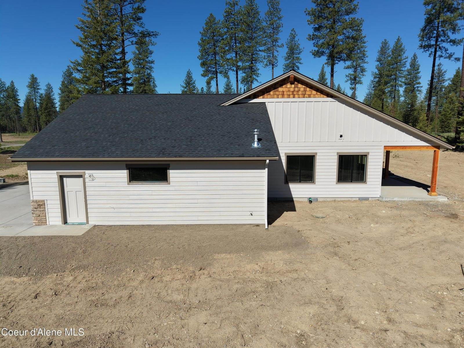 93 Cannon Lane, Blanchard, ID 83804