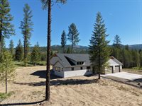93 Cannon Lane, Blanchard, ID 83804
