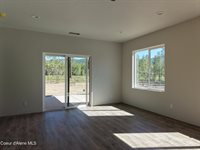 93 Cannon Lane, Blanchard, ID 83804