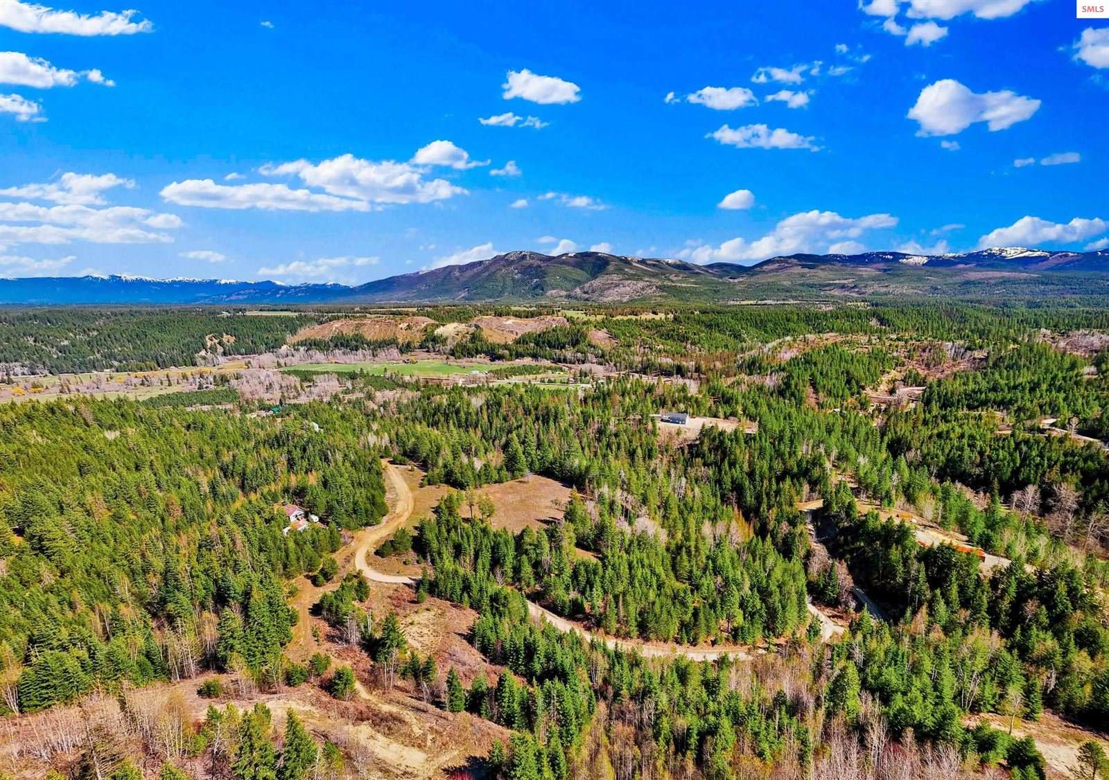 NKA Otter Lane, Naples, ID 83847