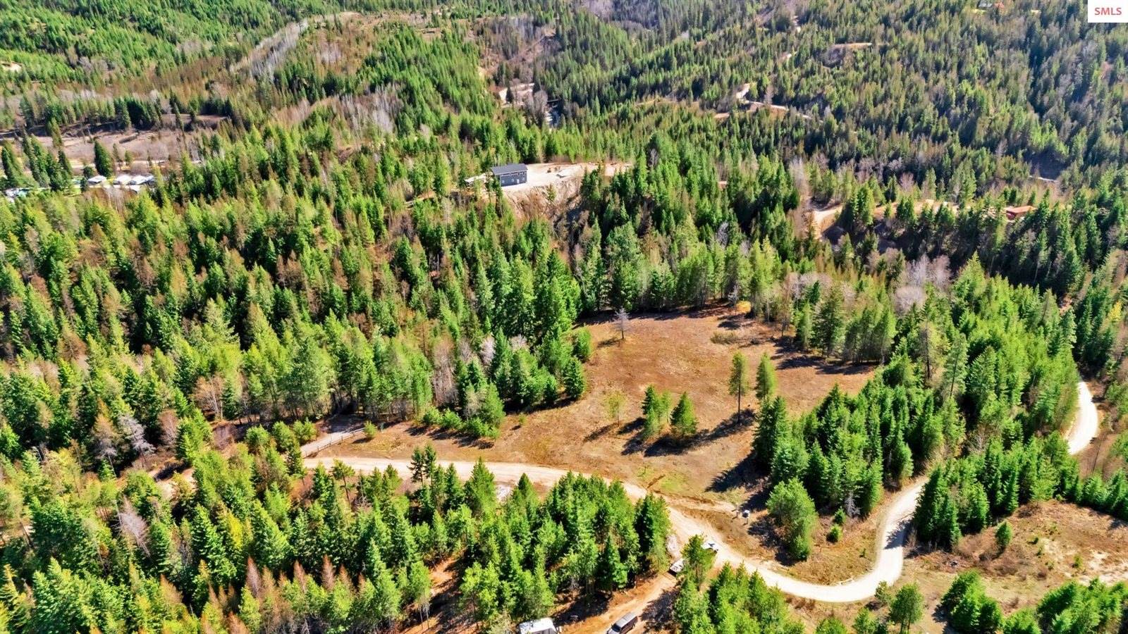 NKA Otter Lane, Naples, ID 83847