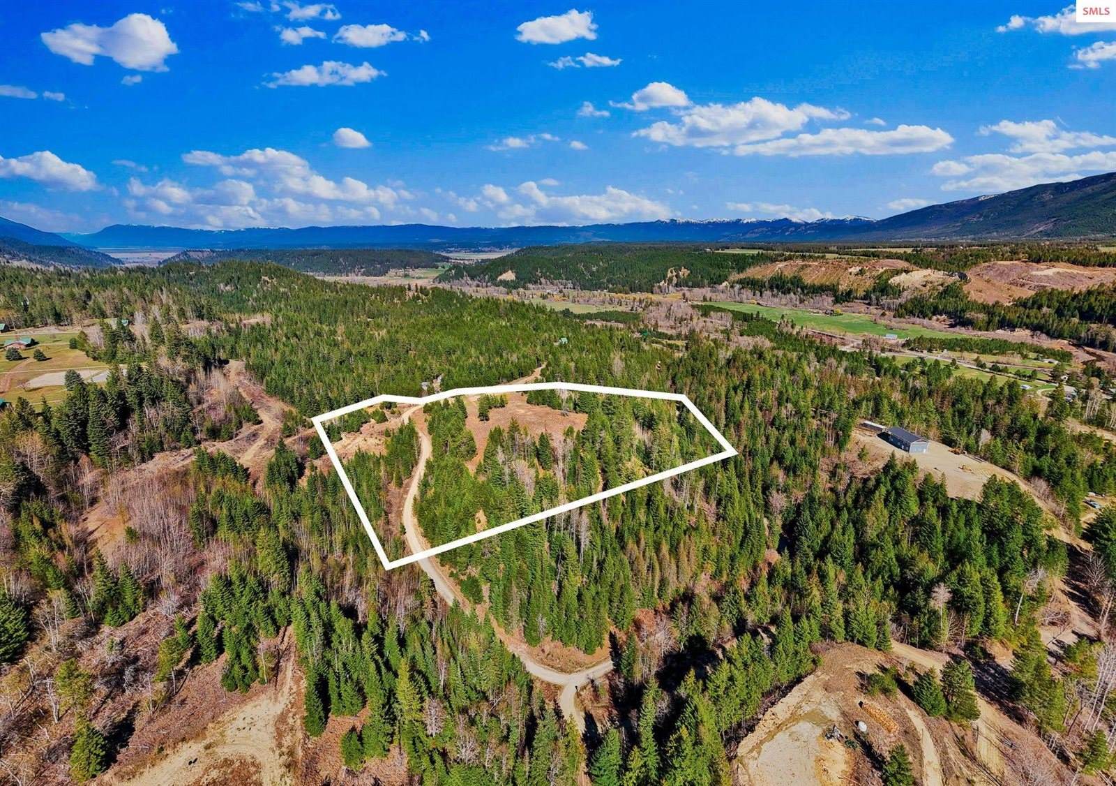 NKA Otter Lane, Naples, ID 83847