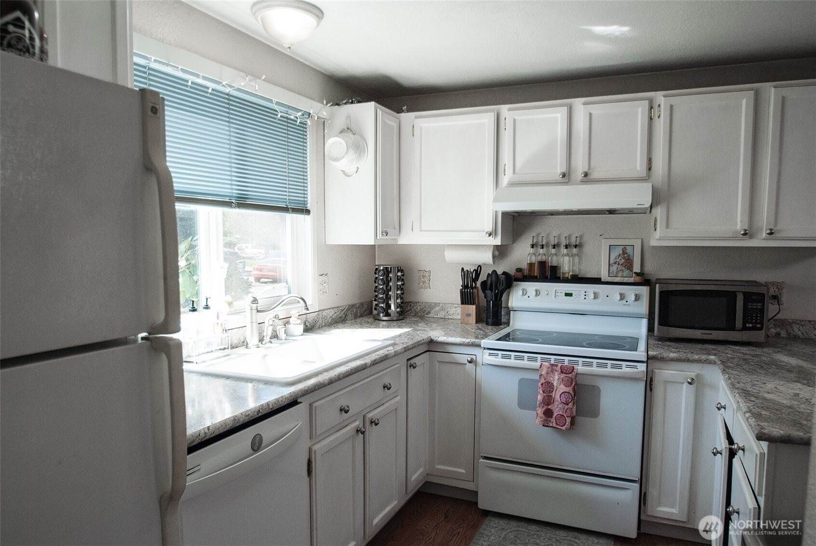 3227 134th Place SW, Lynnwood, WA 98087