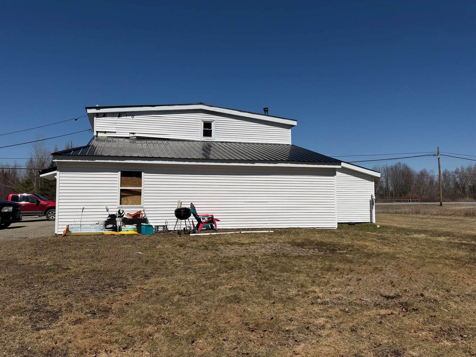 442 West Broadway, Lincoln, ME 04457