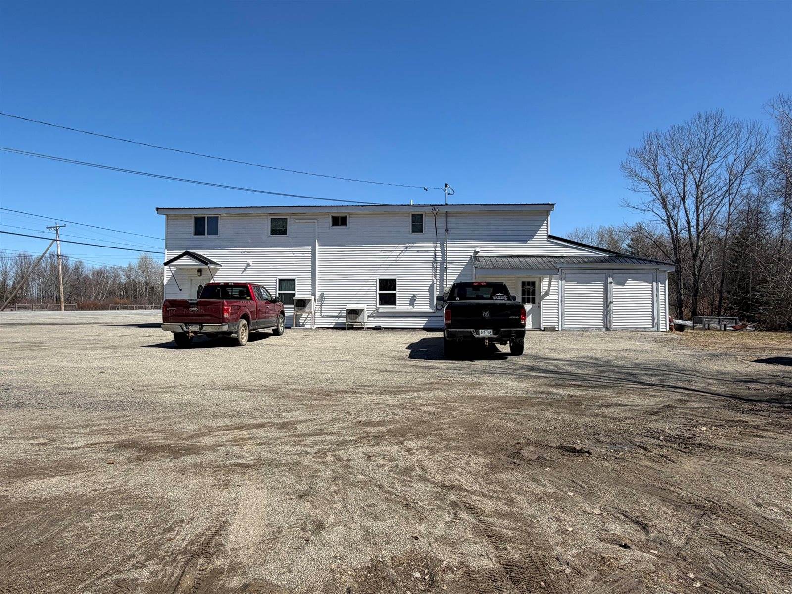 442 West Broadway, Lincoln, ME 04457