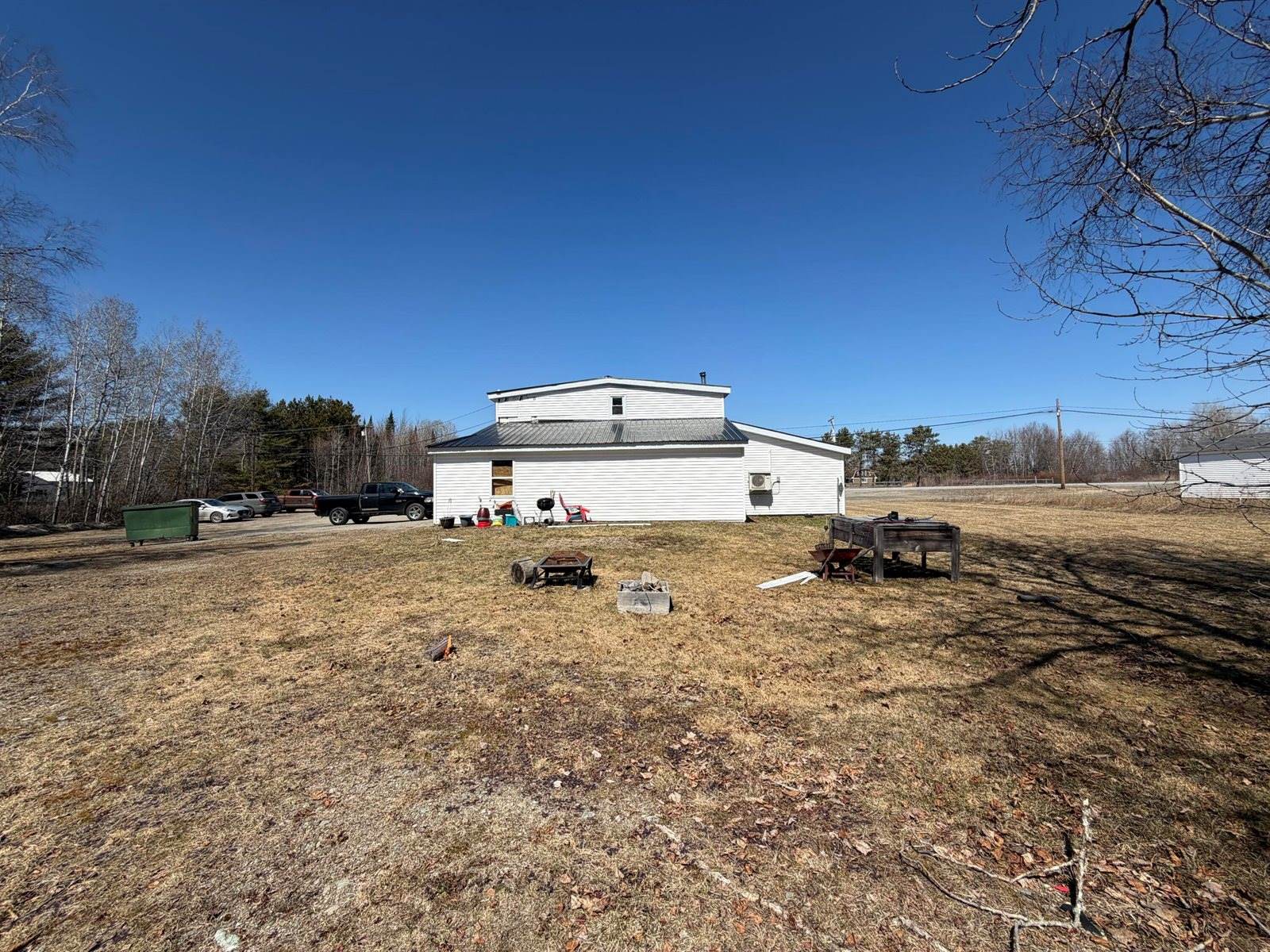 442 West Broadway, Lincoln, ME 04457