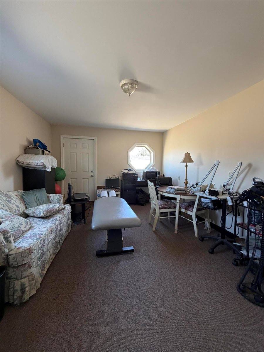 442 West Broadway, Lincoln, ME 04457