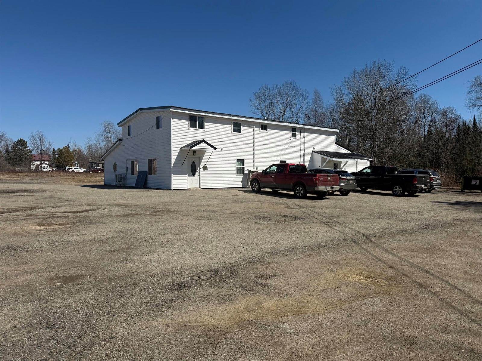 442 West Broadway, Lincoln, ME 04457