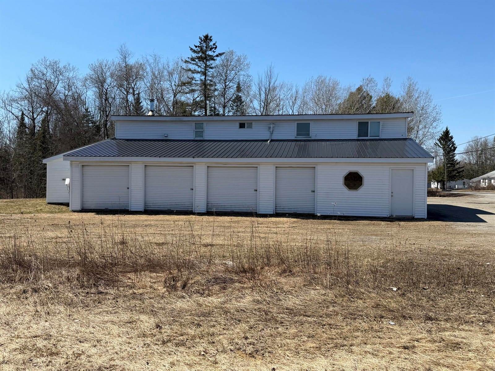 442 West Broadway, Lincoln, ME 04457