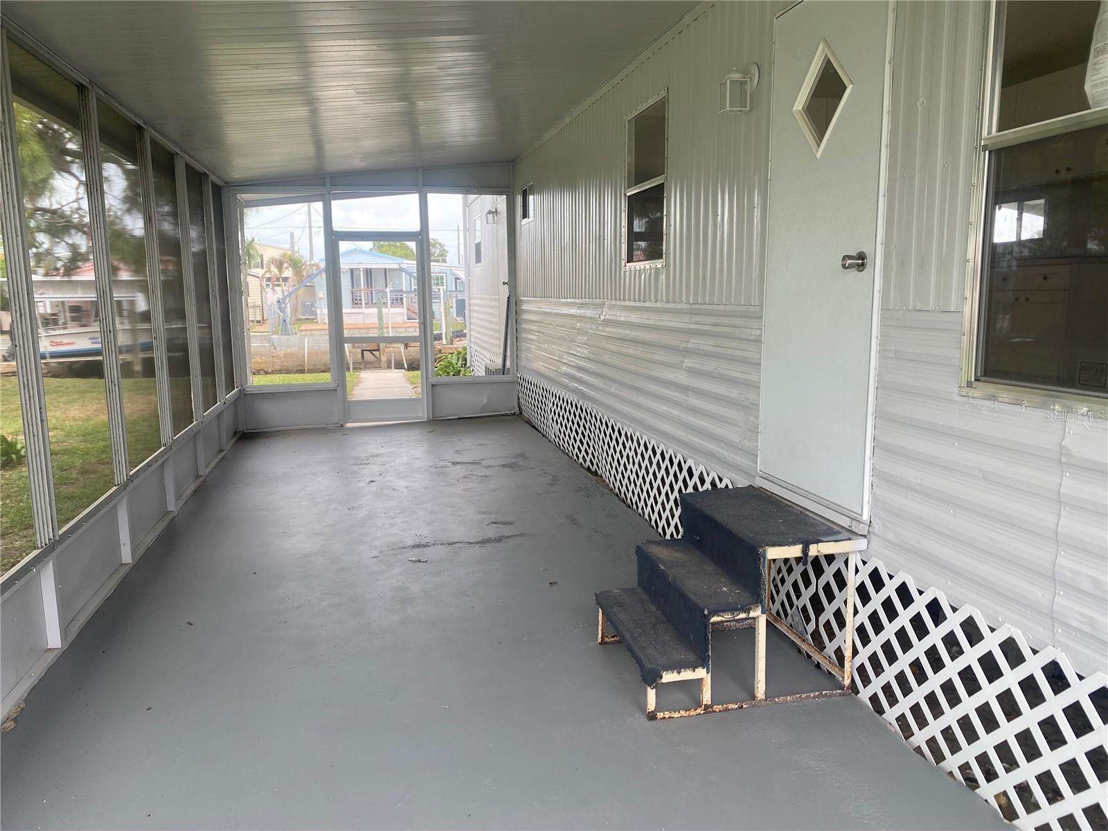 6841 Osprey Lane, Hudson, FL 34667