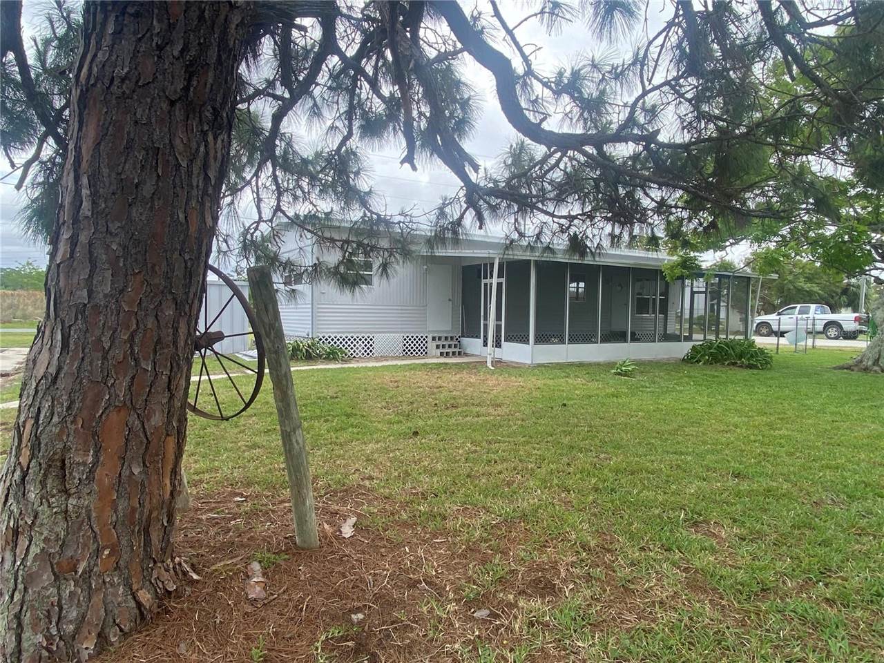 6841 Osprey Lane, Hudson, FL 34667