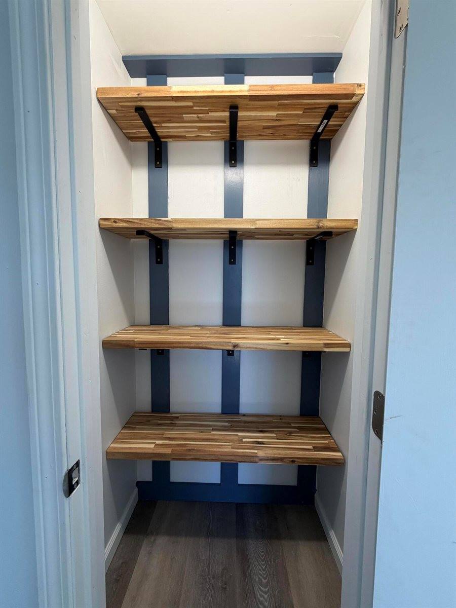 331 Enfield Road, Lincoln, ME 04457