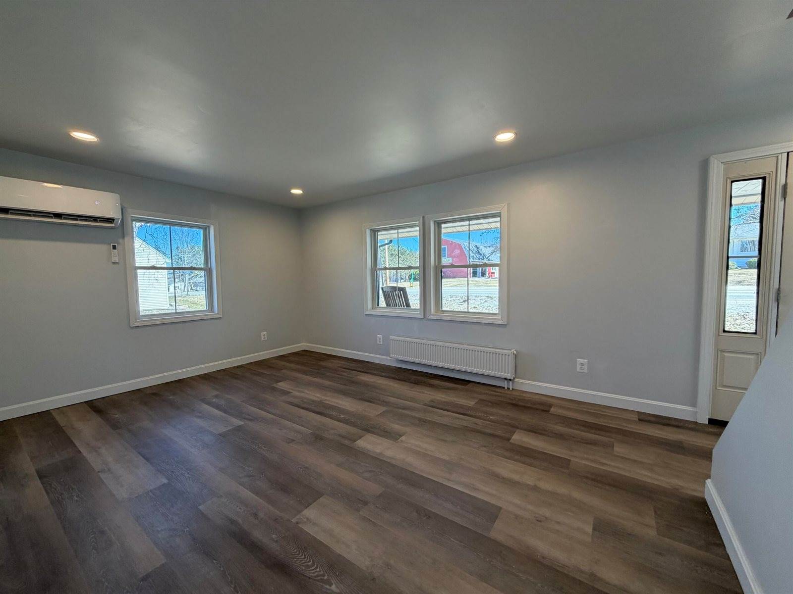 331 Enfield Road, Lincoln, ME 04457