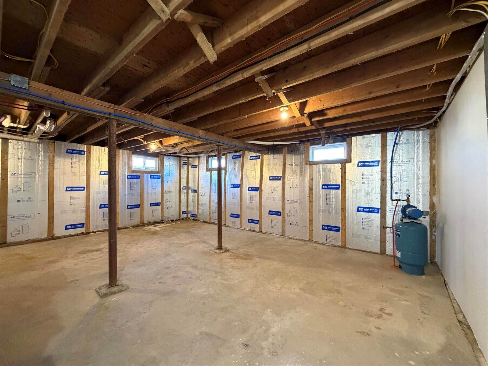 331 Enfield Road, Lincoln, ME 04457