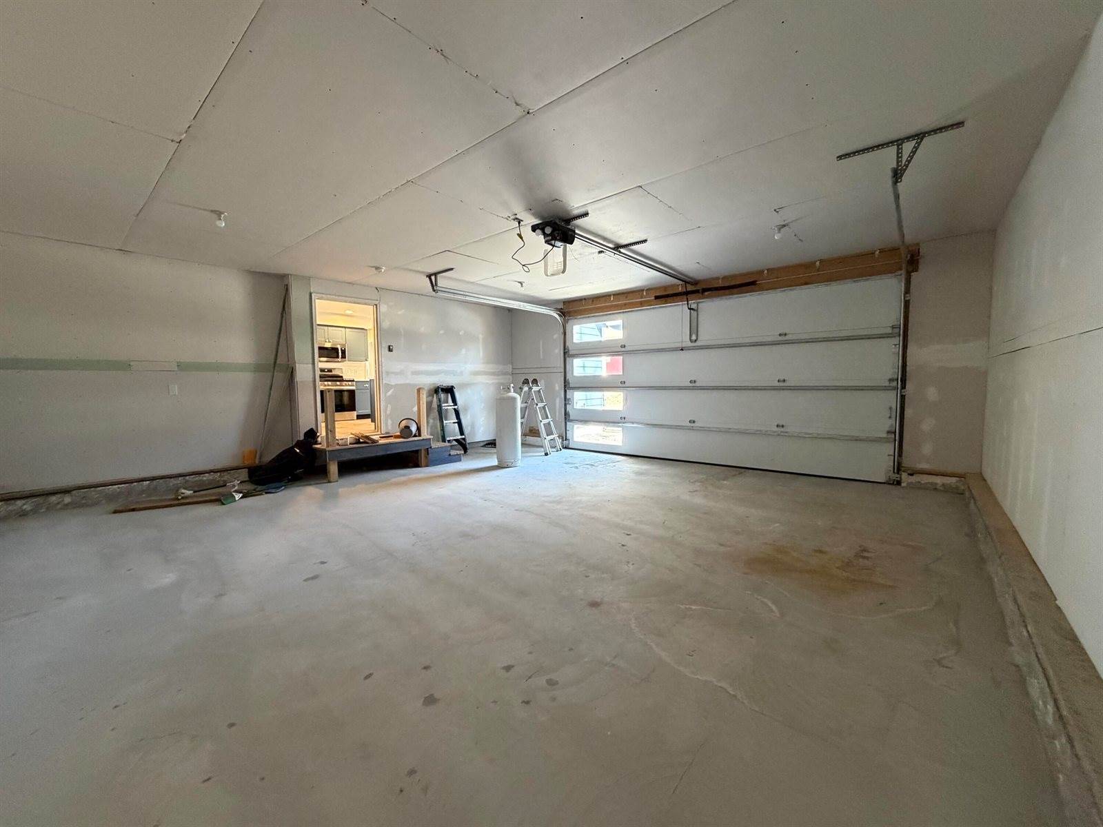 331 Enfield Road, Lincoln, ME 04457