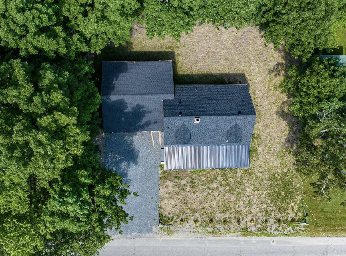 331 Enfield Road, Lincoln, ME 04457