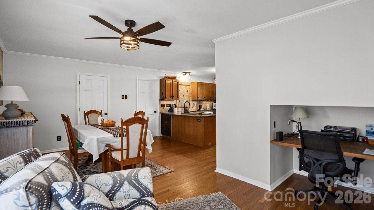 1212 Ashford Street, Charlotte, NC 28214