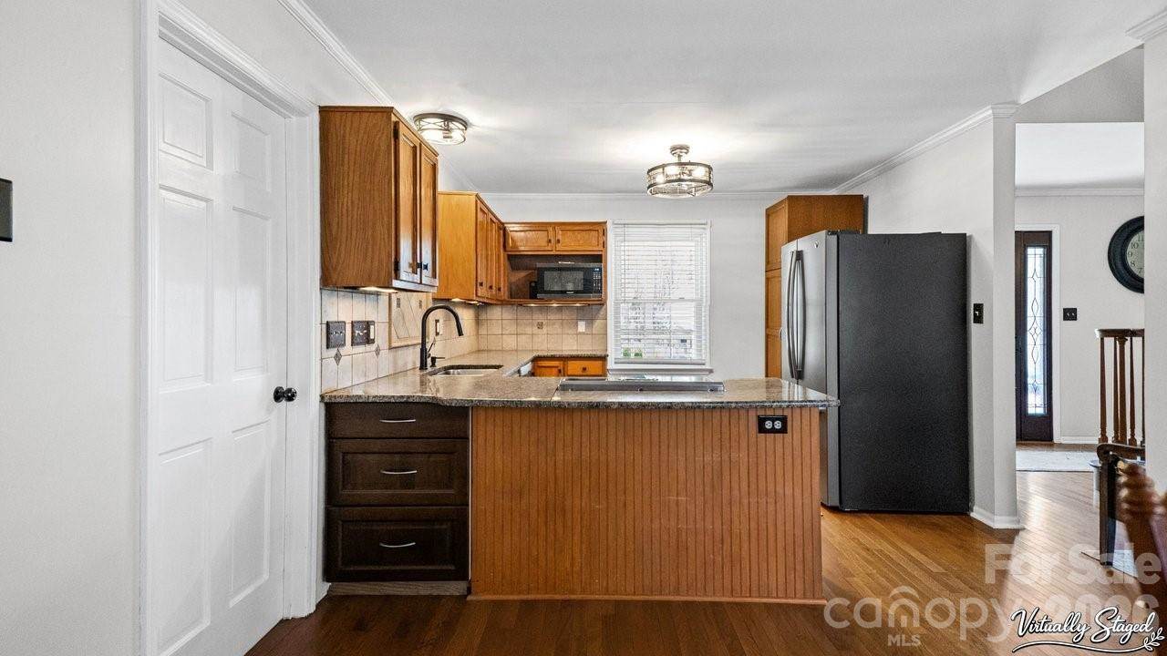 1212 Ashford Street, Charlotte, NC 28214
