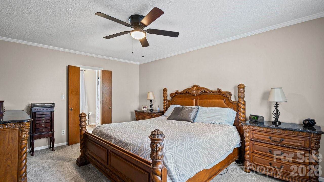 1212 Ashford Street, Charlotte, NC 28214
