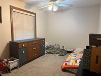 4618 Cherrywood Ln, Sioux City, IA 51106