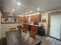 4618 Cherrywood Ln, Sioux City, IA 51106