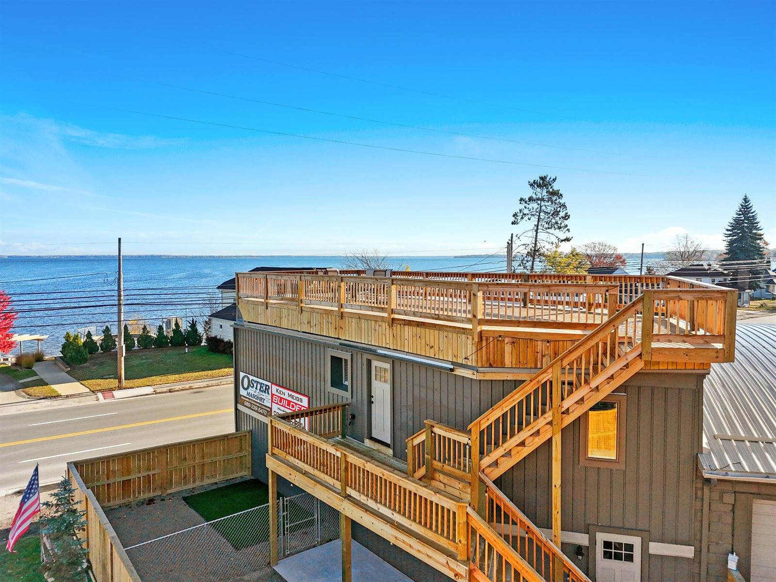 5783 West Houghton Lake Drive, Houghton Lake, MI 48629