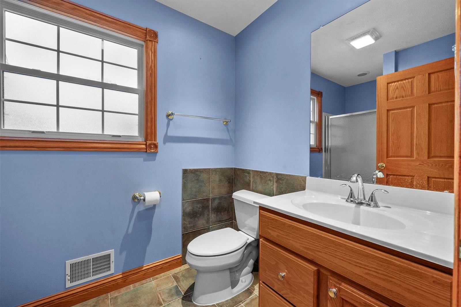 130 Frisco Drive, Houghton Lake, MI 48629