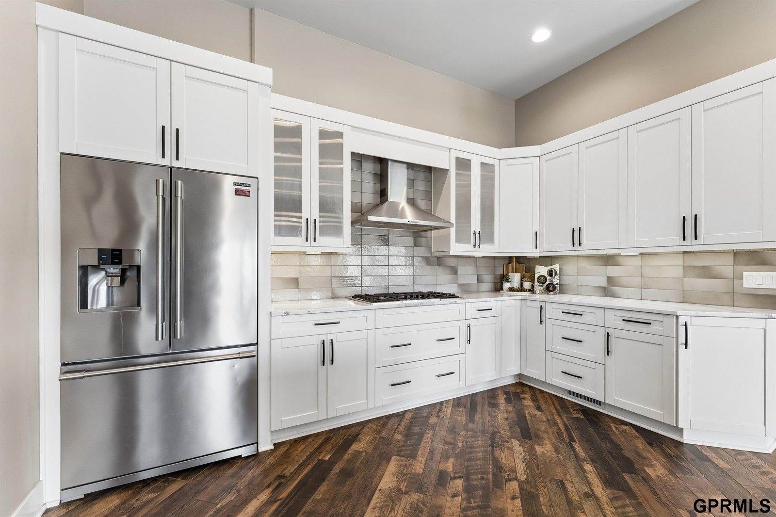 22321 Ponderosa Road, Gretna, NE 68028