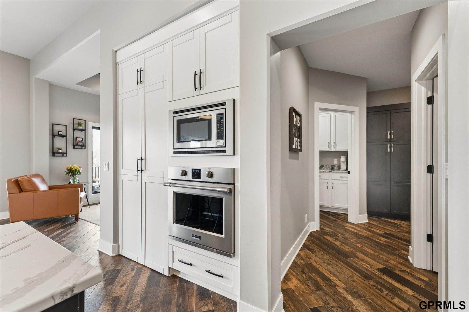 22321 Ponderosa Road, Gretna, NE 68028