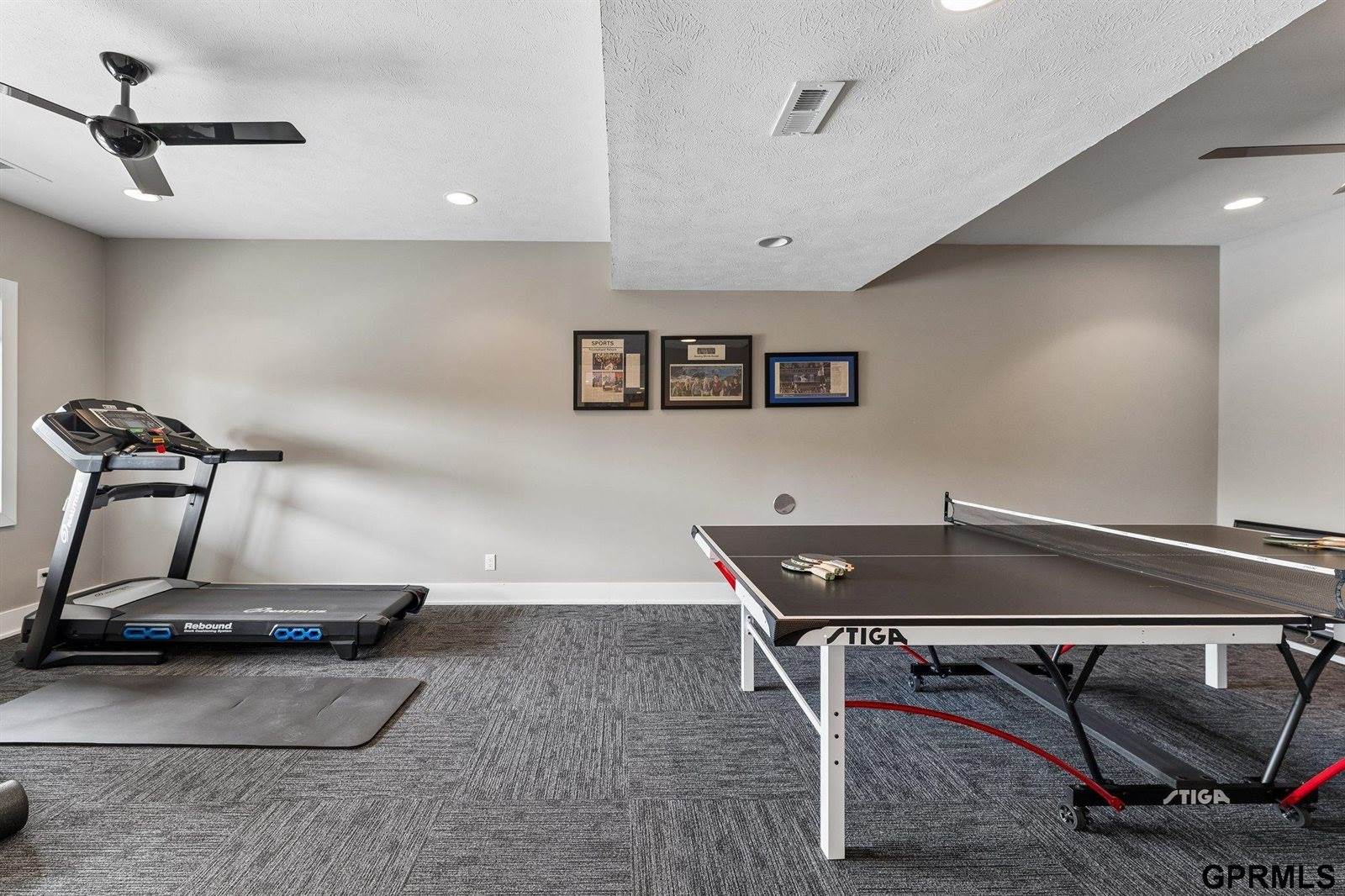 22321 Ponderosa Road, Gretna, NE 68028